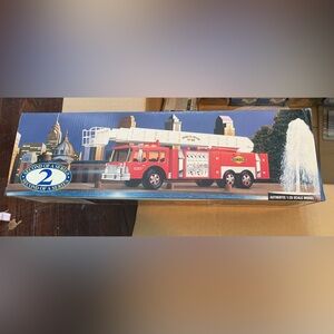 Sunoco ~ Fire Truck aw/Aerial Tower Collector's Ed